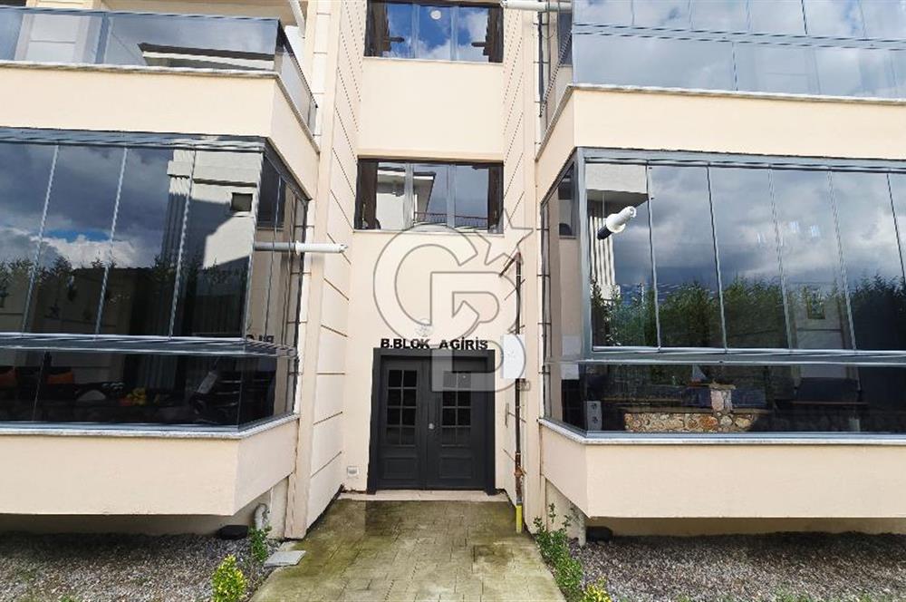 Ebeveyn Banyolu Geniş ve Aydınlık 3+1 Arakat Daire