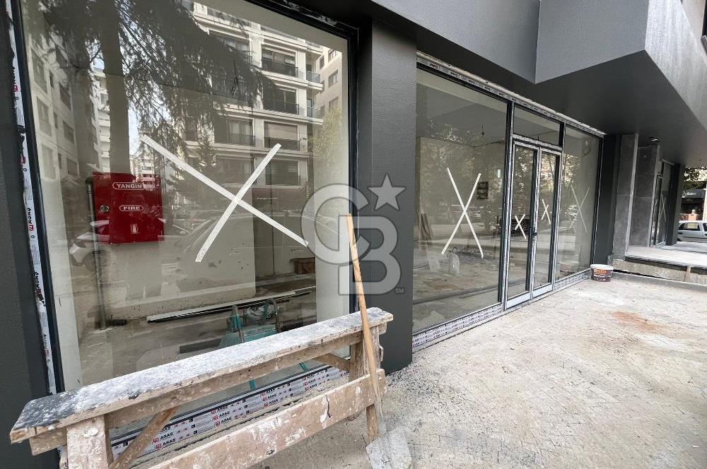 CADDEBOSTAN BAĞDAT CADDESİN'DE  KİRALIK DÜKKAN 
