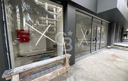 CADDEBOSTAN BAĞDAT CADDESİN'DE  KİRALIK DÜKKAN 