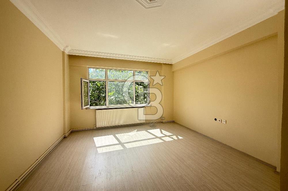 SÜTLÜCEDE METROBÜSE YAKIN TEMİZ 2+1 KİRALIL DAİRE