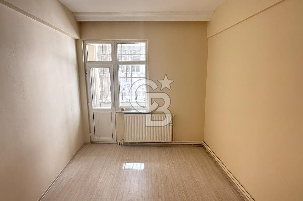 SÜTLÜCEDE METROBÜSE YAKIN TEMİZ 2+1 KİRALIL DAİRE