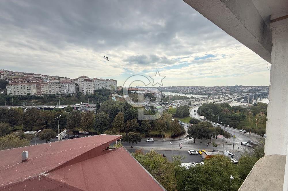SÜTLÜCEDE HALİÇ MANZARALI 3+2 142 m2 SATILIK DUBLEKS DAİRE