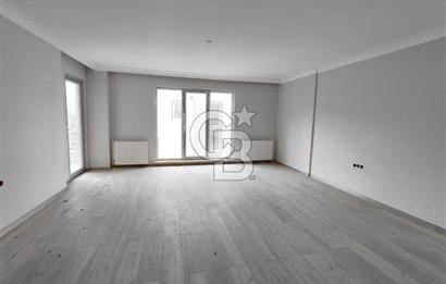 GÖLCÜK'DE SİTE İÇİNDE SATILIK 3+1 DENİZ MANZARALI ÇATI DUBLEX