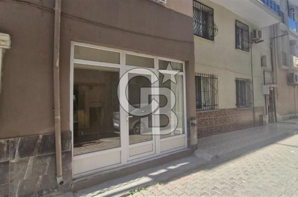 BORNOVA ÇAMDİBİ SATILIK İYİ KOMUMDA DÜKKAN