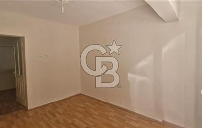 BORNOVA ÇAMDİBİ SATILIK İYİ KOMUMDA DÜKKAN