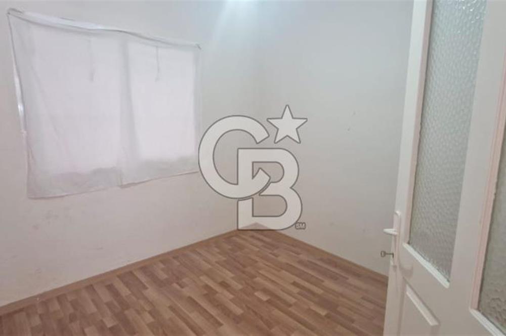 BORNOVA ÇAMDİBİ SATILIK İYİ KOMUMDA DÜKKAN