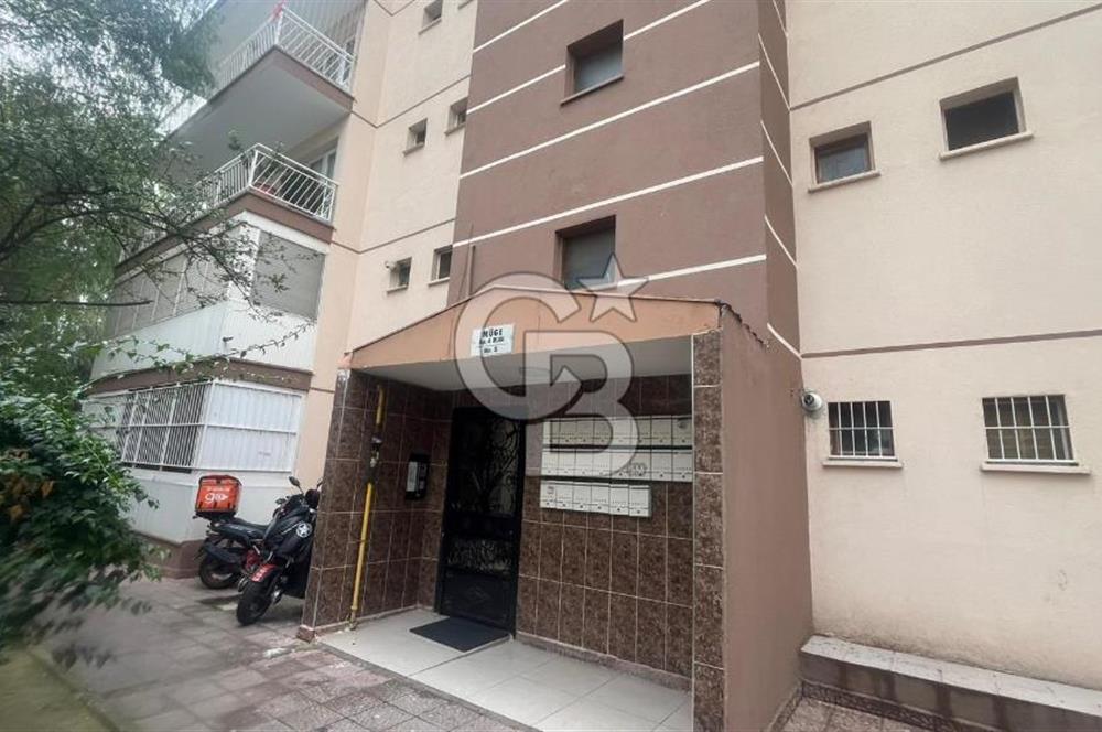 Bayraklı'nın En Güzel Mahallesinde Yatırımlık 3+1 Daire!