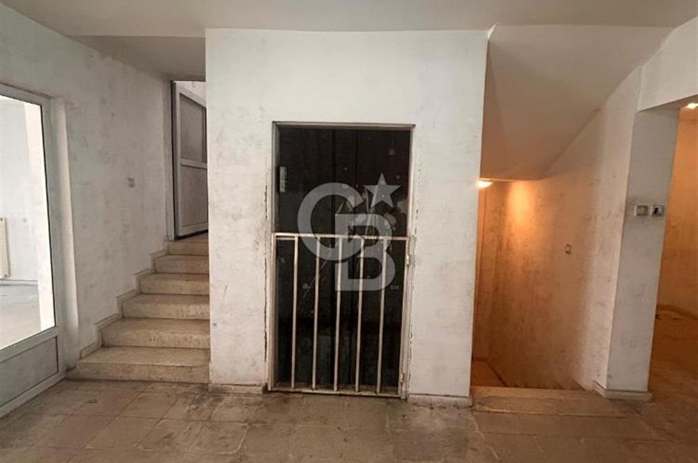 ÖZ ANKARA TOPTANCILAR SİTESİNDE 300 m2 KÖŞE BAŞI KİRALIK DÜKKAN