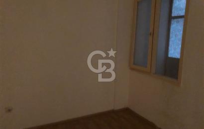 KARŞIYAKA ALAYBEY DE SATILIK 3+1 GENİŞ DAİRE