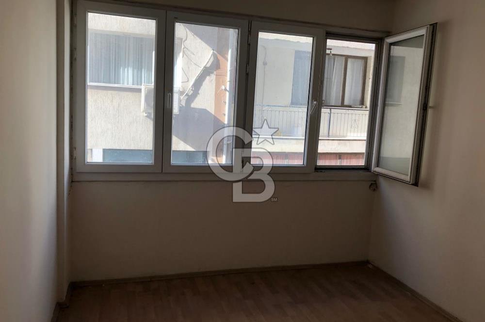 KARŞIYAKA ALAYBEY DE SATILIK 3+1 GENİŞ DAİRE