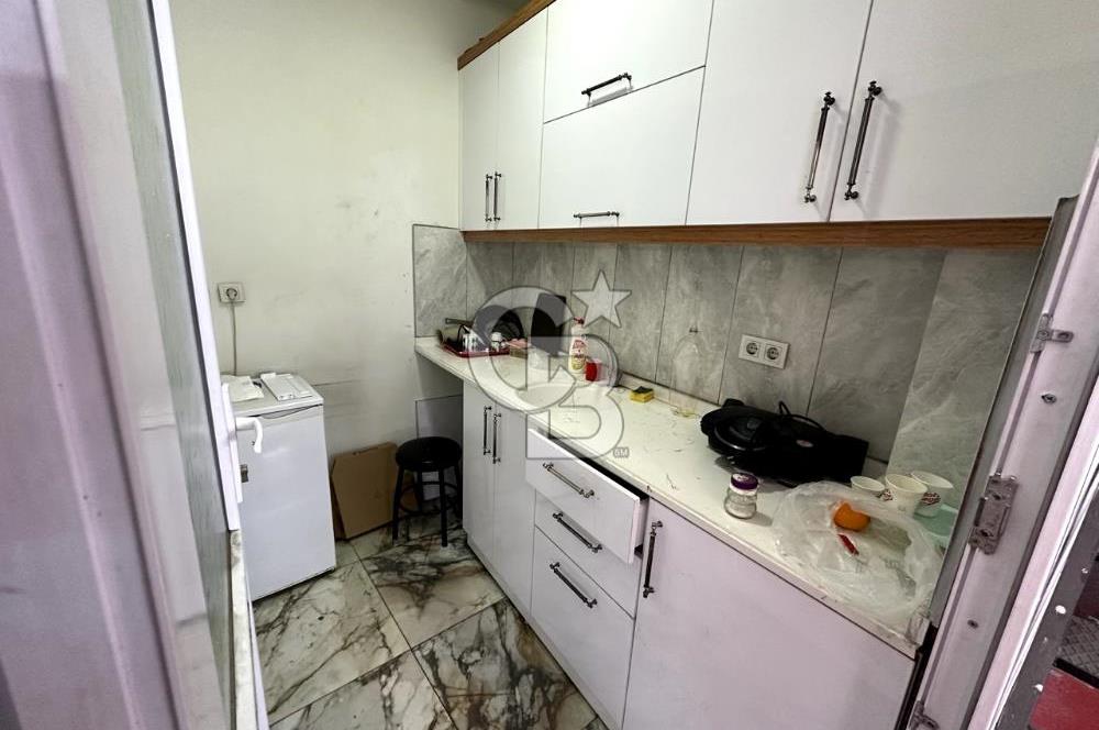 Karabağlarda Kurumsal kiracılı dükkan