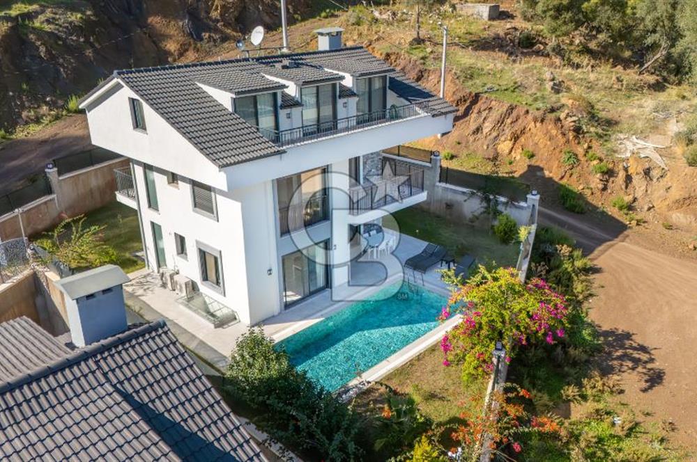 CB MARİNA'DAN 6+1 FOURLEKS VİLLA