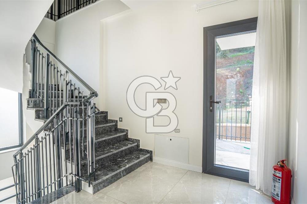 CB MARİNA'DAN 6+1 FOURLEKS VİLLA