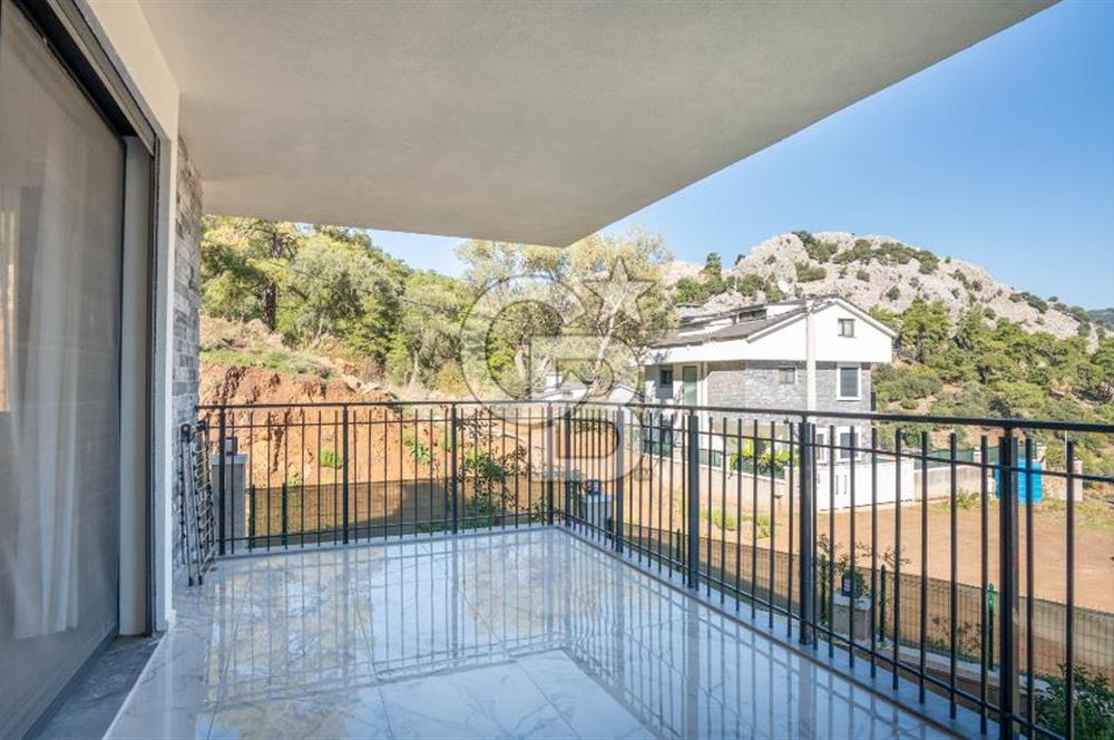 CB MARİNA'DAN 6+1 FOURLEKS VİLLA