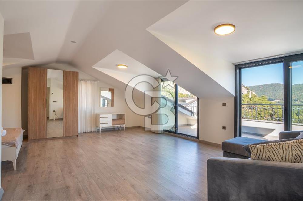 CB MARİNA'DAN 6+1 FOURLEKS VİLLA