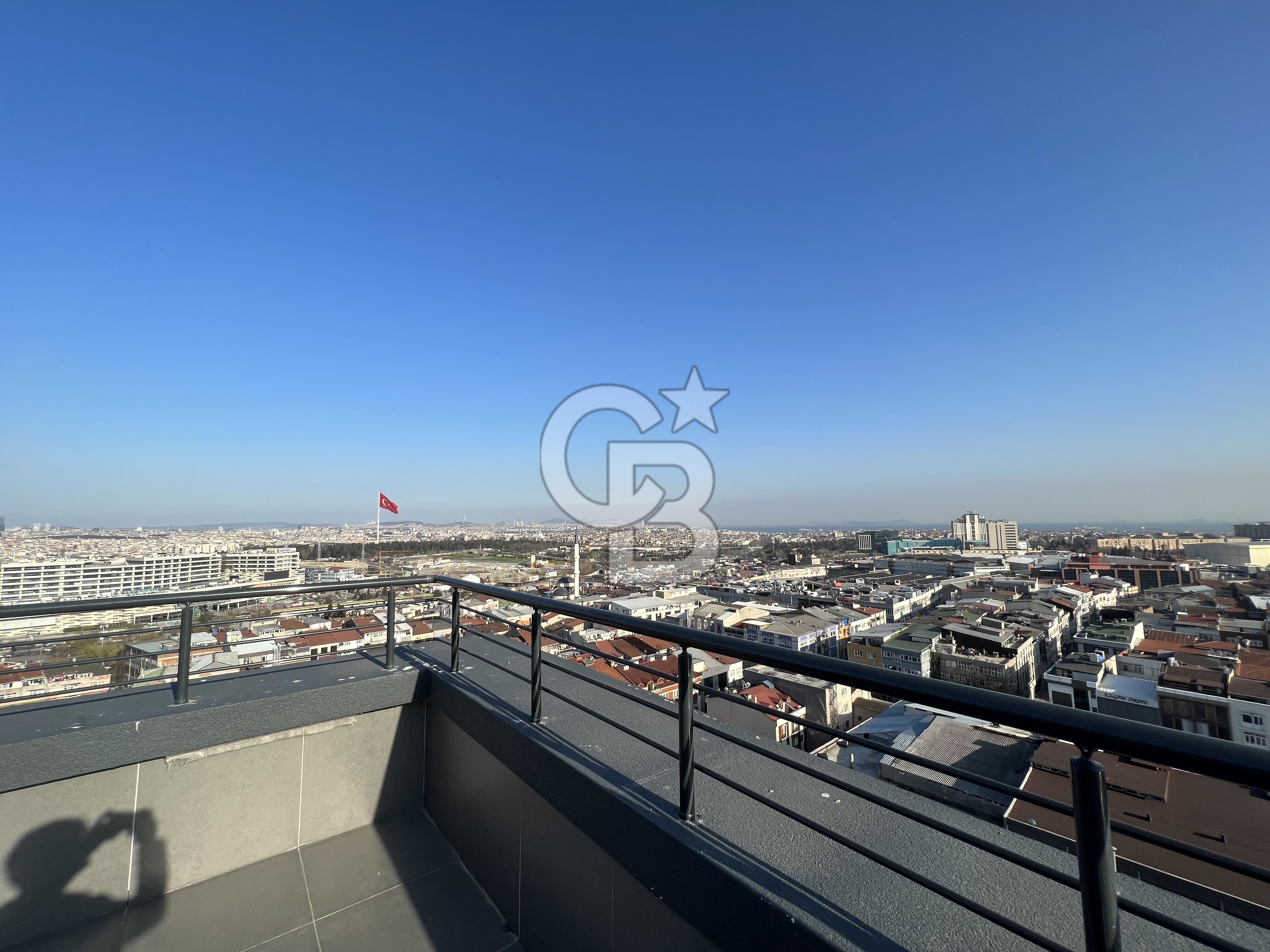 BAYRAMPAŞA MERKEZİ KONUMDA MUHTEŞEM MANZARALI KİRALIK 2+1 DAİRE