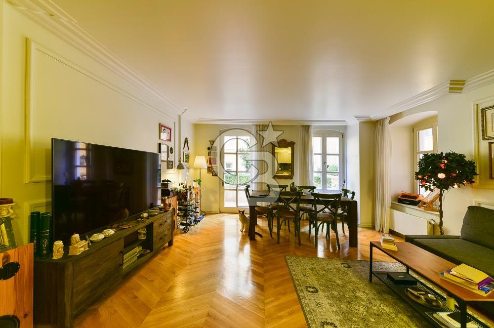 Tomtom Gardens'ta Özel Verandası Olan Satılık 1+1 Bahçe Katı