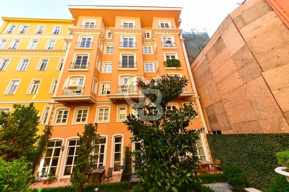 Tomtom Gardens'ta Özel Verandası Olan Satılık 1+1 Bahçe Katı