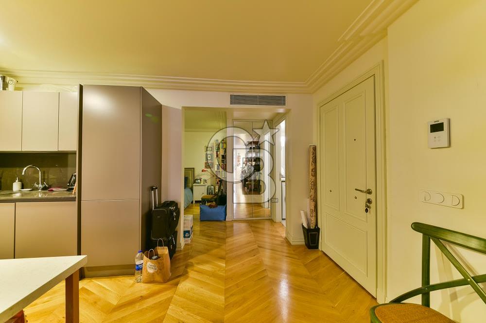 Tomtom Gardens'ta Özel Verandası Olan Satılık 1+1 Bahçe Katı