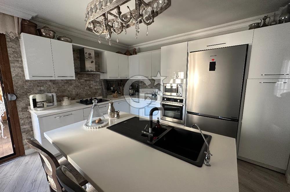 TUZLA PRESTİJLİ BUTİK SİTEDE HAVUZ CEPHELİ 3+1 DAİRE