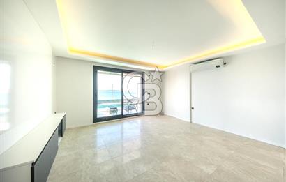 Seferihisar Akarca'da Denize Sıfır Müstakil Havuzlu Villa