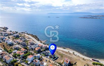 Seferihisar Akarca'da Denize Sıfır Müstakil Havuzlu Villa