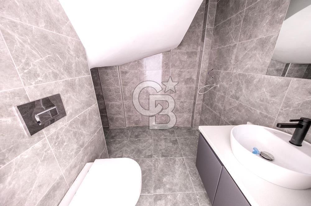 Seferihisar Akarca'da Denize Sıfır Müstakil Havuzlu Villa