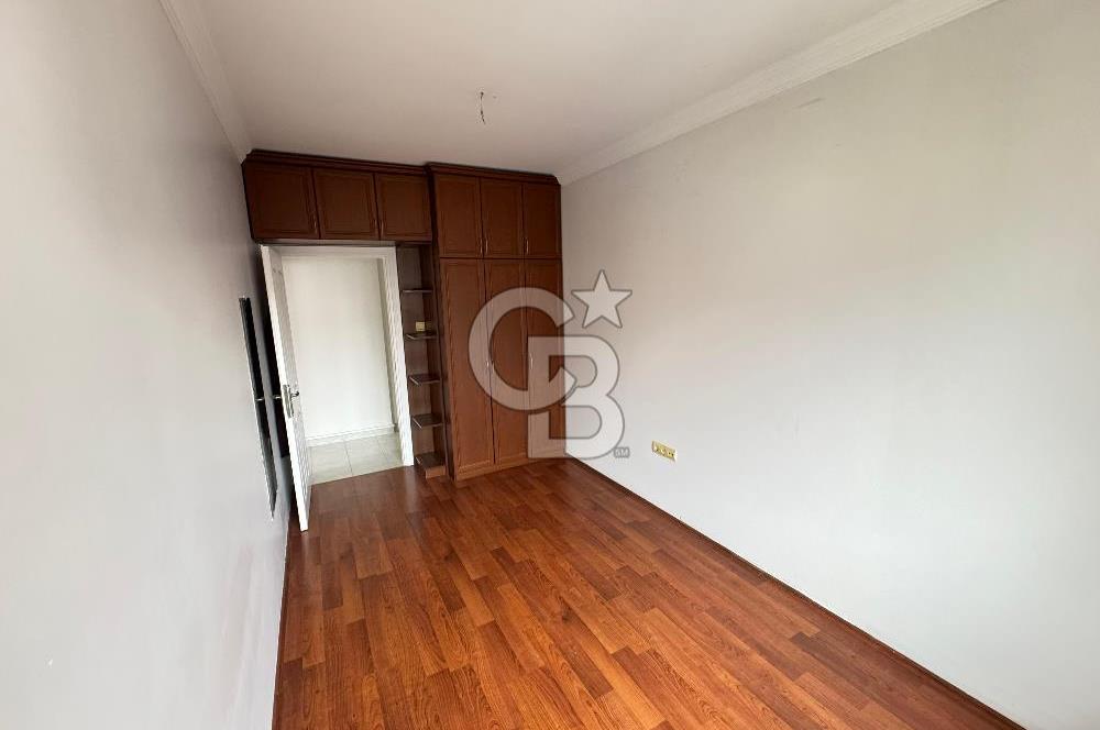 Çekmeköy Yeşil Belde Sitesi'nde 3 + 1 Geniş Daire