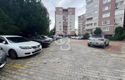 Çekmeköy Yeşil Belde Sitesi'nde 3 + 1 Geniş Daire