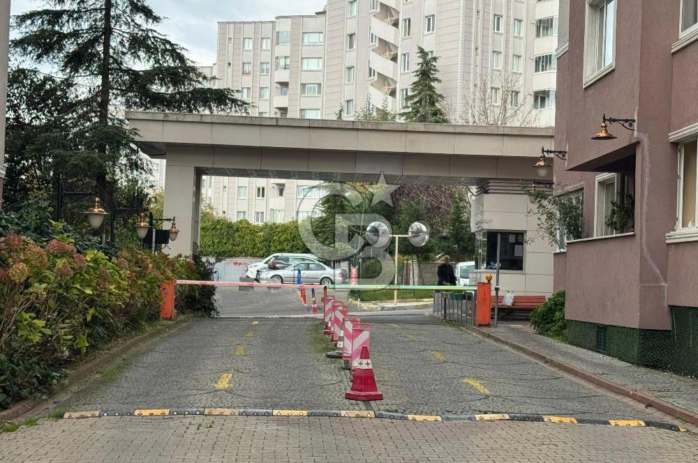 Çekmeköy Yeşil Belde Sitesi'nde 3 + 1 Geniş Daire