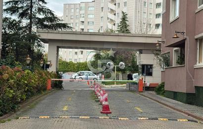 Çekmeköy Yeşil Belde Sitesi'nde 3 + 1 Geniş Daire