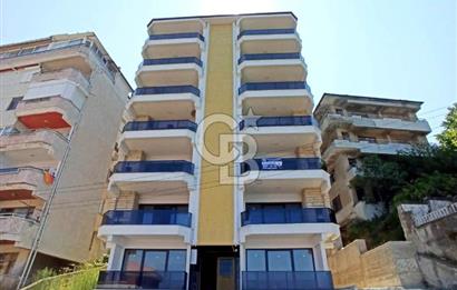 Yalova Çınarcık Koru'da Muhteşem Deniz Manzaralı 2+1 Satılık Lüks Daire