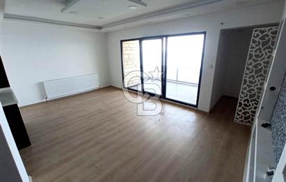 Yalova Çınarcık Koru'da Muhteşem Deniz Manzaralı 2+1 Satılık Lüks Daire