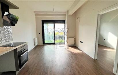 Çiğli Balatçık Black Suits2'de 1+1 Havuz Cepheli Kiralık Daire