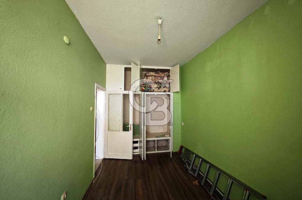 GÜZELBAHÇE MALTEPE MAH. DENİZE 80METRE 3+1 125m2 D.GAZLI BAHÇELİ