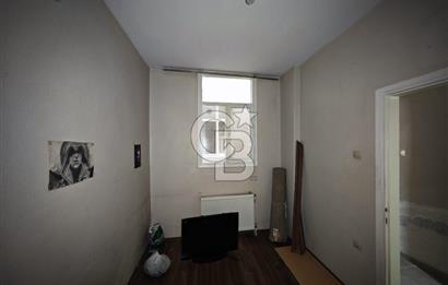 GÜZELBAHÇE MALTEPE MAH. DENİZE 80METRE 3+1 125m2 D.GAZLI BAHÇELİ