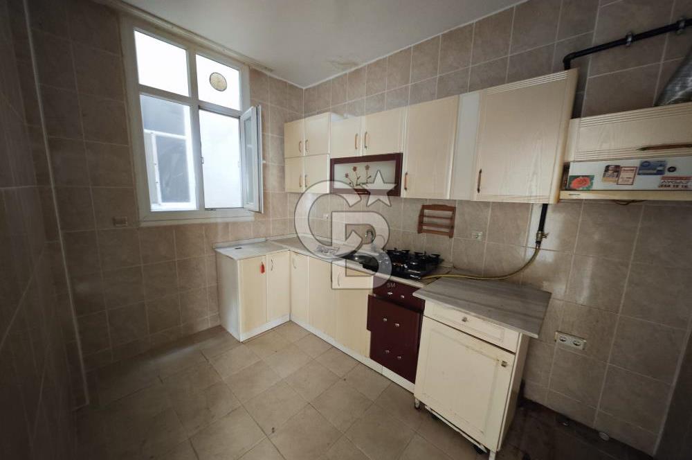 GÜZELBAHÇE MALTEPE MAH. DENİZE 80METRE 3+1 125m2 D.GAZLI BAHÇELİ