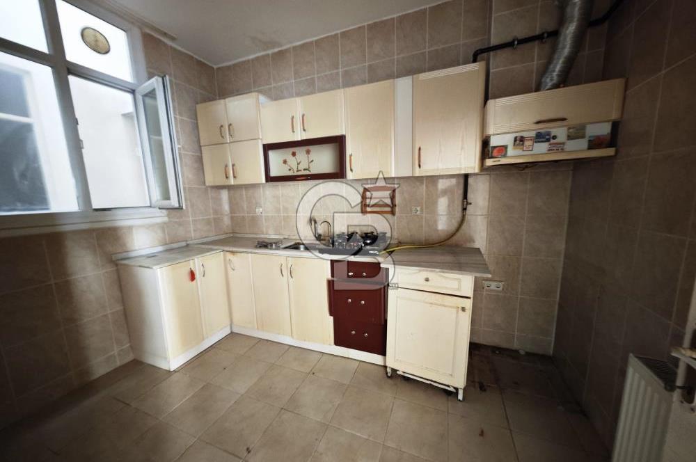 GÜZELBAHÇE MALTEPE MAH. DENİZE 80METRE 3+1 125m2 D.GAZLI BAHÇELİ