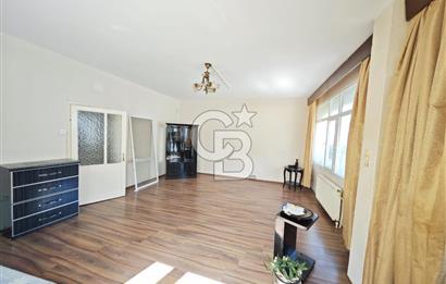 GÜZELBAHÇE MALTEPE MAH. DENİZE 80METRE 3+1 125m2 D.GAZLI BAHÇELİ