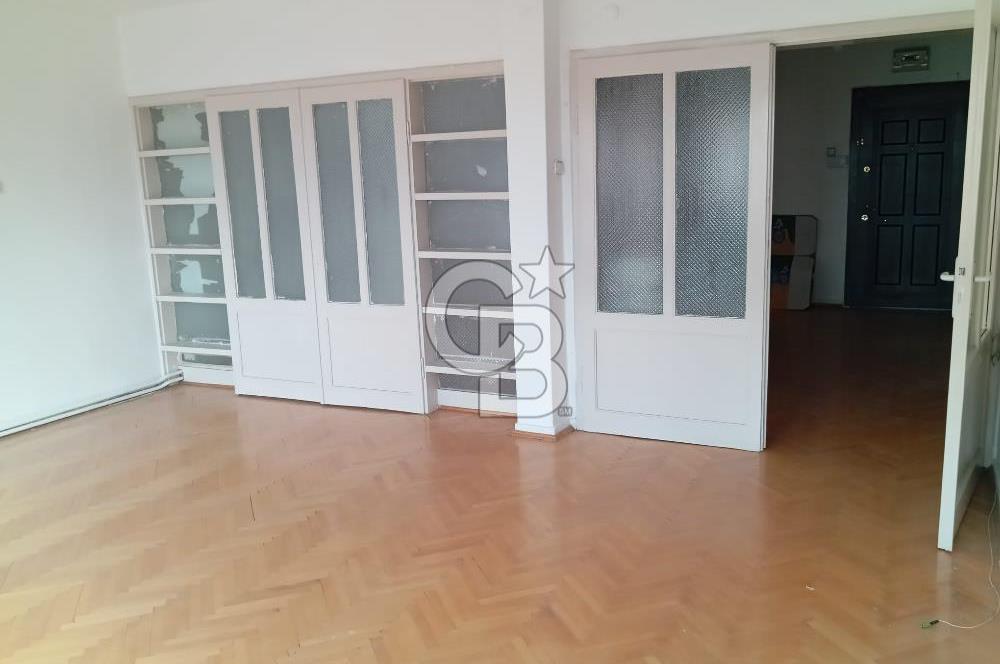 IŞINLAR MAH. MİRALAY NAZIM BEY CAD. 3+1 DAİRE, 125M2, MUTFAK 20 M2