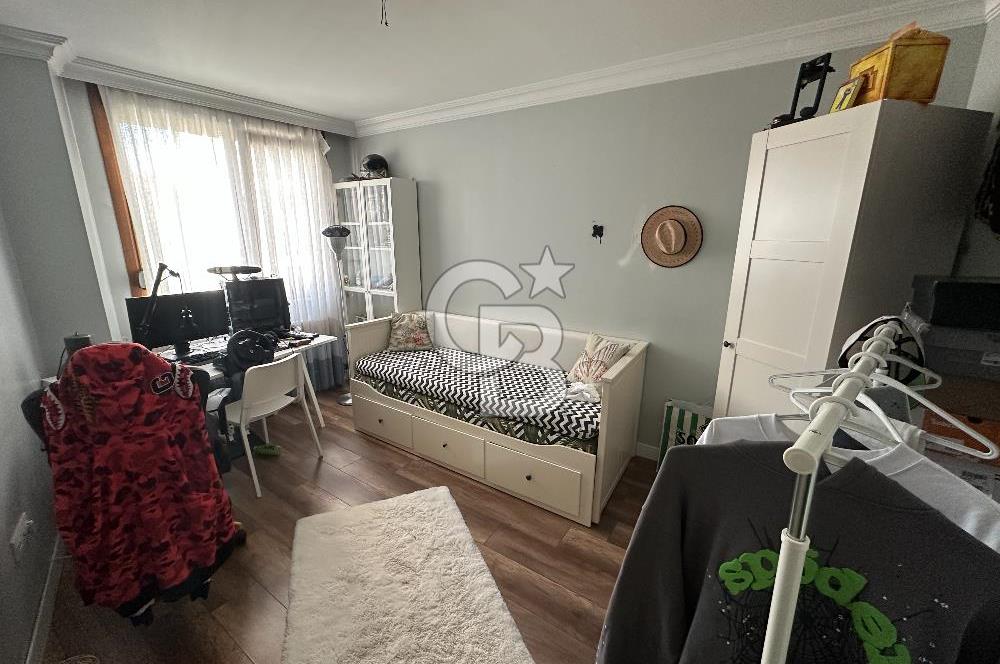 TUZLA PRESTİJLİ BUTİK SİTEDE HAVUZ CEPHELİ 3+1 DAİRE