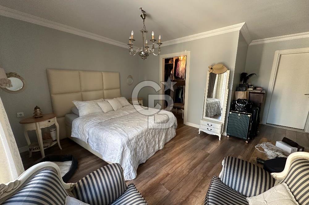 TUZLA PRESTİJLİ BUTİK SİTEDE HAVUZ CEPHELİ 3+1 DAİRE