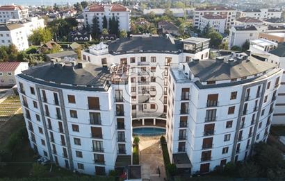 TUZLA PRESTİJLİ BUTİK SİTEDE HAVUZ CEPHELİ 3+1 DAİRE