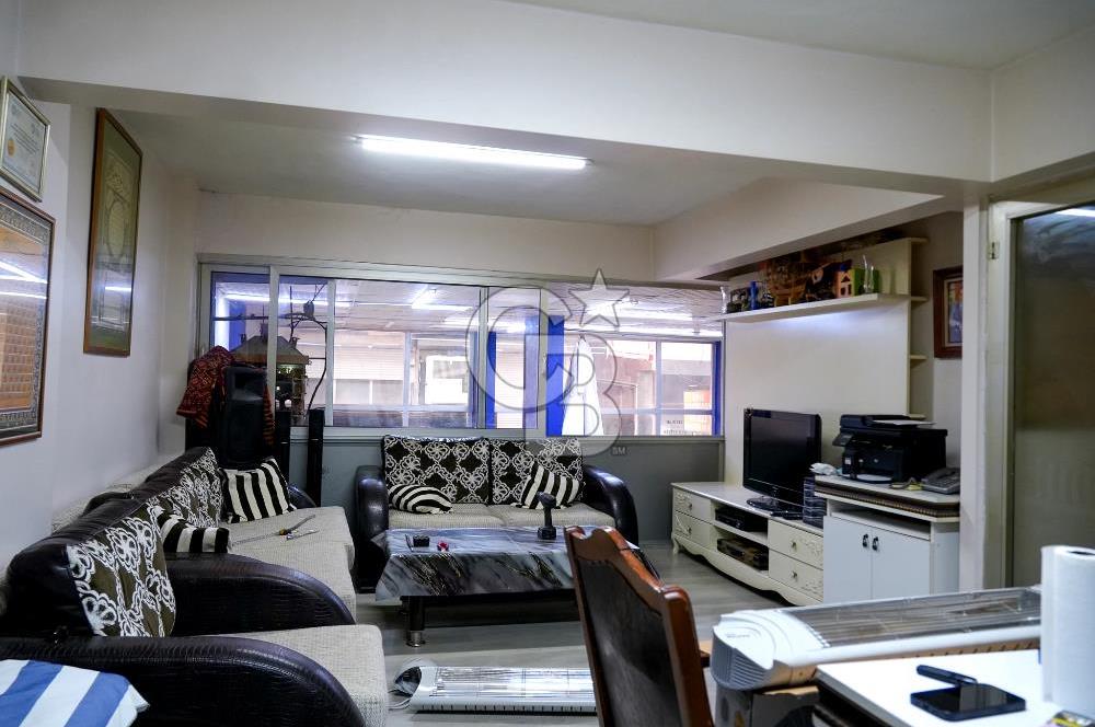 Ümraniye Atakent Mahallesi nde Satılık Dükkan