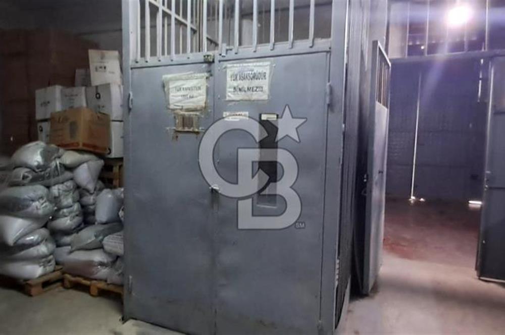 Arnavutköy ana cadde üzerinde kiralık işyeri katları veya tamamı