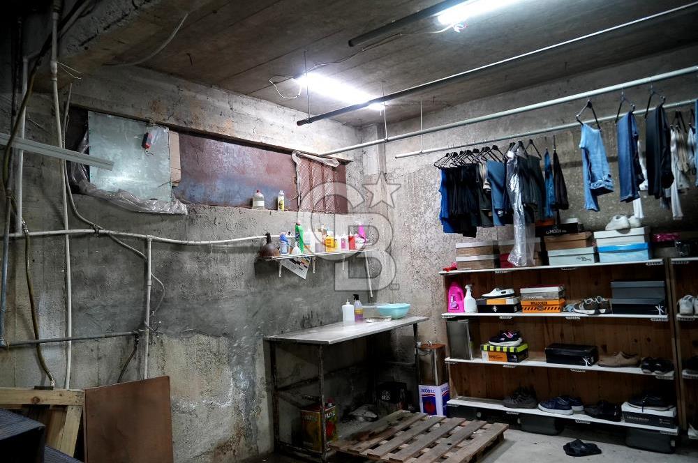 Ümraniye Atakent Mahallesi nde Satılık Dükkan