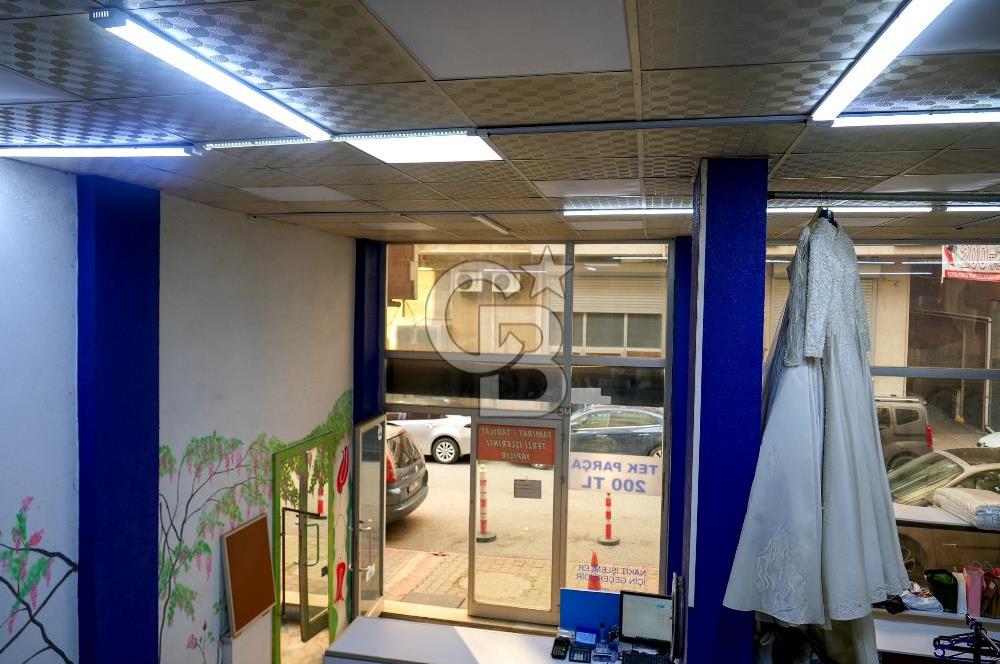 Ümraniye Atakent Mahallesi nde Satılık Dükkan