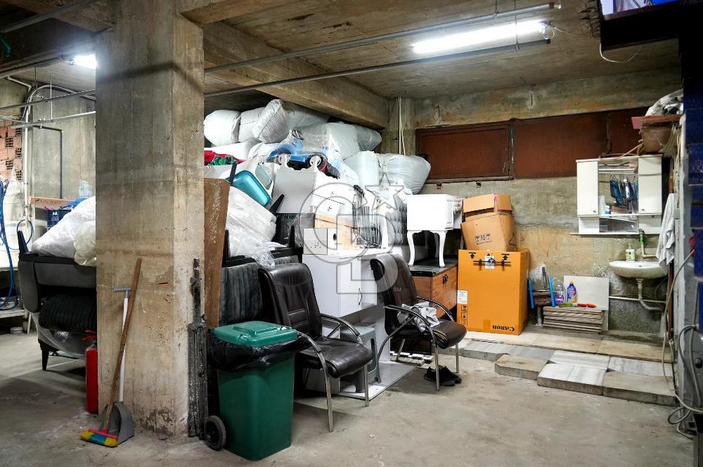 Ümraniye Atakent Mahallesi nde Satılık Dükkan