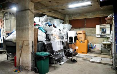 Ümraniye Atakent Mahallesi nde Satılık Dükkan