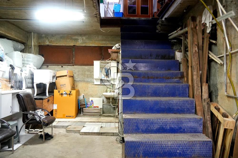 Ümraniye Atakent Mahallesi nde Satılık Dükkan